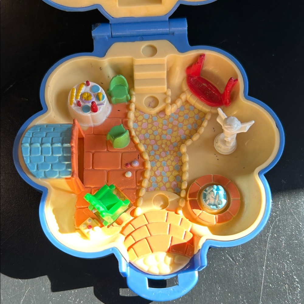 Vintage Polly Pocket Blue Flower Compact 1990 - Picture 4 of 10